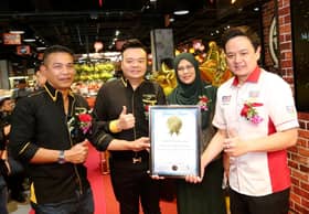 ST Rosyam Mart sets record as first grocery store to operate 24 hours