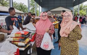 DUN Permatang agih 200 kupon diskaun, bantu penduduk beli barang murah