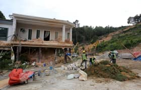 MB:15 rumah di Bukit Permai Ampang tidak selamat didiami, penghuni diarah pindah