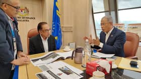 Datuk Bandar KL bertemu PM, bincang naik taraf kemudahan penjaja