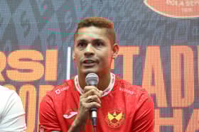 Saingan Liga-M, Gergasi Merah pertaruh penyerang dari Colombia