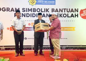 Asnaf OKU terharu enam anak terima bantuan sekolah LZS, azam ubah nasib keluarga