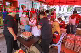 Nearly 4,000 Kinrara senior citizens get RM150 shopping vouchers