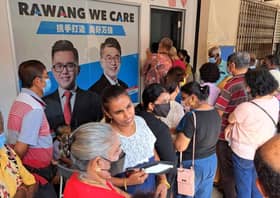 Hampir 4,000 warga emas DUN Rawang terima baucar beli-belah RM150