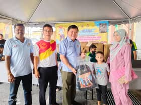 600 ahli TAWAS di DUN Kajang terima bantuan beg sekolah, alat tulis