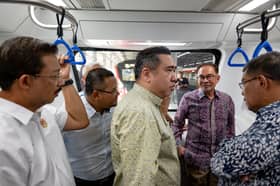 Open payment system for public transport services besides TnG, says Transport Minister