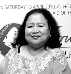 Bernama presents death benefits to family of late Muharyani