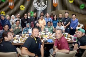 ADN Kota Kemuning rai warga media berbuka puasa, jalin kerjasama erat