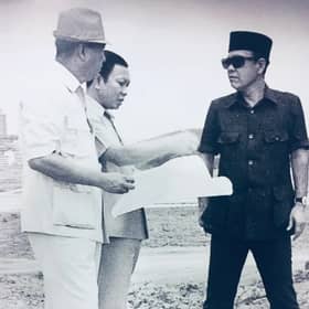 Sultan zahir takziah buat waris mantan pengurus besar pertama PKNS