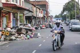 Selangor volunteers help in removal of bulk waste in nine locations in Johor