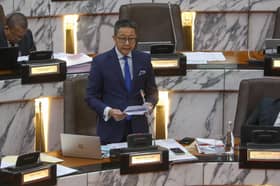 Negeri bekal lebih 1,000 lampu LED solar di kampung, kawasan gelap