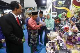 Selangor firm in continuing exploration of halal industry, encourages all to obtain certification