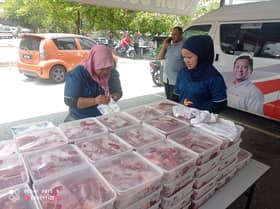 DUN Sungai Tua agih 340 pek daging, ringan beban keluarga susah