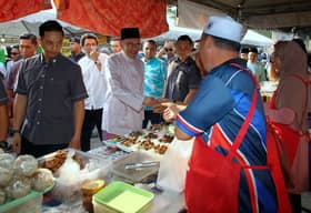 PM lawat bazar Ramadan PKNS Shah Alam, berbuka di Klang hari ini