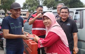 Peniaga syukur terima bantuan MBI, tampung belanja beli peralatan rosak