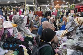 Kerajaan beri sehari cuti tambahan, mudahkan rakyat buat persiapan raya