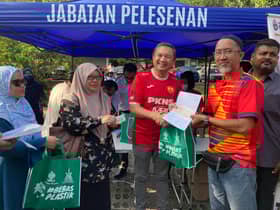 30 masjid, surau DUN Kinrara terima bantuan Ramadan RM34,000