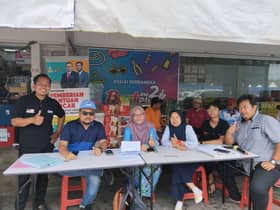 Lagi 100 penduduk DUN Permatang dapat baucar Aidilfitri