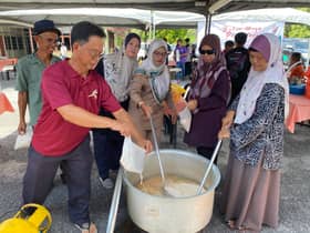 DUN Permatang agih 2,480 pek bubur pelbagai jenis
