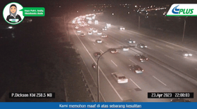 Aliran trafik di lebuh raya utama takat 10 malam tinggi