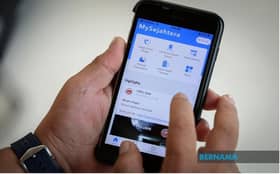 Individu positif Covid-19 terima mesej panduan keluar mengundi di MySejahtera mulai hari ini