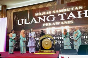 Tengku Permaisuri serikan sambutan 15 tahun Pekawanis, Hari Ibu