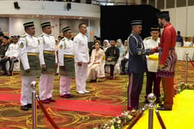154 individu dari tujuh daerah terima pingat kebesaran Sultan Selangor