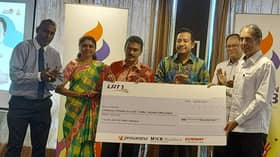 கிள்ளான்,  மிட்லெண்ட்ஸ்  தோட்டத் தமிழ்ப் பள்ளிக்கு ரி.ம. 100,000.00 உதவித்தொகை எம்.ஆர்.சி.பி அறவாரியம் வழங்கியது