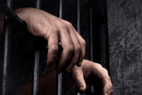 Penganggur dipenjara, denda RM10,000 hina Sultan Selangor di Facebook