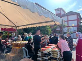 DUN Teratai anjur jualan murah khas, rai petugas barisan hadapan