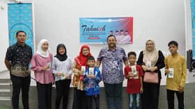 Pusat Khidmat Masyarakat DUN Batang Kali rai 100 pelajar cemerlang SPM