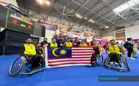 Skuad bola keranjang kerusi roda raih gangsa di Sukan Para ASEAN
