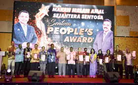 செந்தோசா சட்டமன்ற தொகுதியில்  சேவையாளர்களுக்கு  விருந்தும் பாராட்டும் 