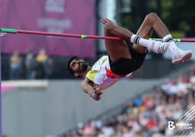 Atlet lompat tinggi bersara selepas 15 berbakti pada negara