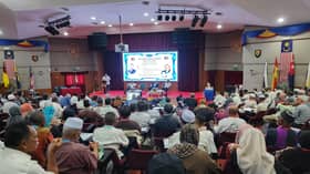 DUN Batang Kali serah sumbangan RM15,000 kepada veteran ATM