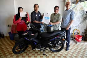 MBI hulur bantuan motosikal, wang tunai ringan beban keluarga susah