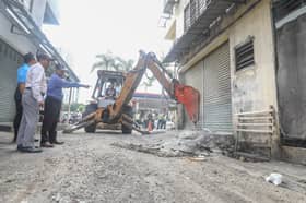 MBSJ roboh binaan haram atas longkang di Taman Subang Permai