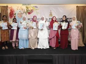 Permatang rep publishes book on successes of women entrepreneurs