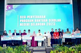988 sekolah terima bantuan RM26.5 juta, tertinggi dalam 14 tahun