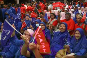 HARAPAN-BN tewas tipis empat kerusi, antara 30 hingga 407 undi