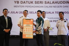 3,176 pelajar tingkatan enam, kolej vokasional terima bantuan e-dompet RM150