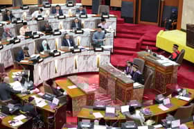 Pelantikan speaker bukan wakil rakyat diputus secara muafakat