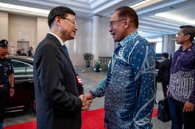 Anwar meets Hong Kong leader to strengthen ties