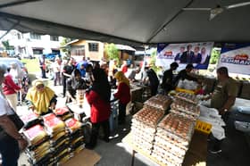 Jualan murah Kota Raja dapat sambutan, barangan asas habis kurang dua jam