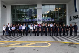 Beri keutamaan kenaikan gaji pegawai rendah, naik pangkat pegawai muda cemerlang