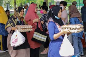 Pengusaha kantin sekolah manfaat jualan murah untuk jimat kos