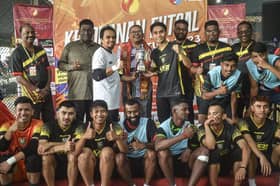 Pasukan Tot United A juara Kejohanan Futsal Amatur Piala Dato' Seri Amirudin Shari