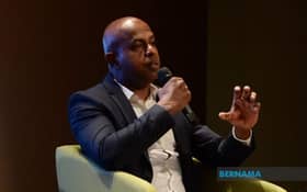 PM congratulates Sivamurugan on inaugural lecture upon appointment as USM professor