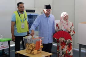 PRN Pulau Pinang: Anwar, Dr Wan Azizah selesai mengundi