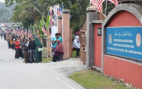 Pusat pengundian PRN Selangor, lima negeri dibuka 8 pagi